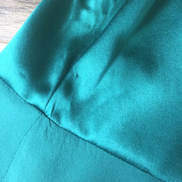 NWT - BCBGMaxAzria Silk Green Dress M - Picture 13 of 13